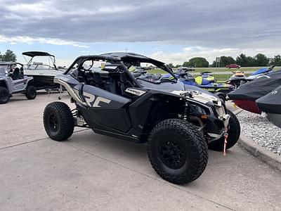 BOATZON | Can-Am® Maverick X3 X rc Turbo RR 64 2023