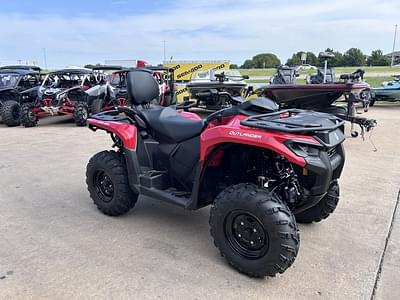 BOATZON | Can-Am® Outlander MAX DPS 700 2024