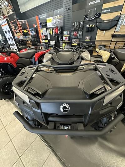 BOATZON | Can-Am® Outlander XT 700 2024