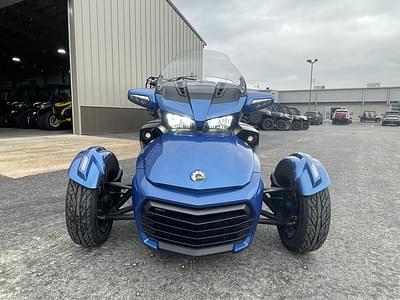 BOATZON | Can-Am® Spyder F3 Limited Chrome 2018