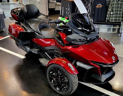 BOATZON | Can-Am® Spyder RT Limited Dark Wheels 2024