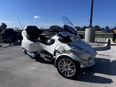 BOATZON | Can-Am® Spyder RT Limited SE5 2013 BOATZON | Can-Am® Spyder RT Limited SE5 2013