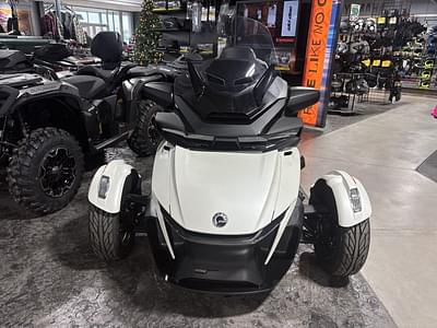 BOATZON | Can-Am® Spyder RT SeaToSky 2024