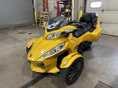 BOATZON | Can-Am® Spyder RT SM5 2013