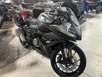 BOATZON | CFMOTO 300SS 2025