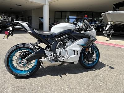 BOATZON | CFMOTO 675SS 2025