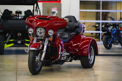 BOATZON | Harley-Davidson® FLHTCUTG  Tri Glide Ultra 2021