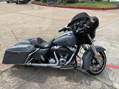 BOATZON | Harley-Davidson® FLHX  Street Glide 2022
