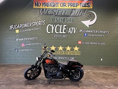 BOATZON | Harley-Davidson® FXBBS  Street Bob 114 2022