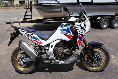 BOATZON | Honda® Africa Twin Adventure Sports ES DCT 2024