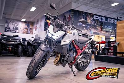 BOATZON | Honda® CB750 Hornet 2025