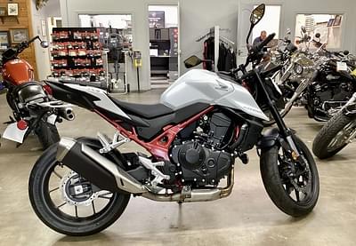 BOATZON | Honda® CB750AS 2025