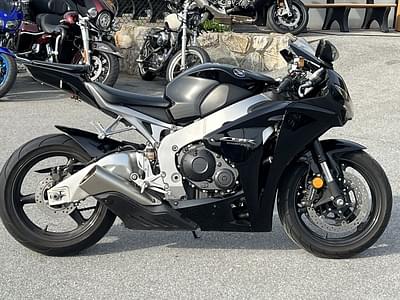 BOATZON | Honda® CBR 1000RR 2011