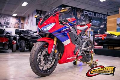 BOATZON | Honda® CBR1000RR ABS 2022