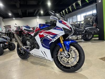 BOATZON | Honda® CBR1000RRR Fireblade SP 2023