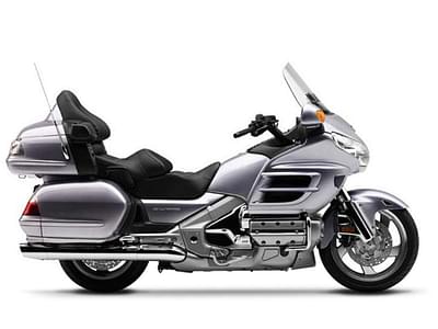 BOATZON | Honda® Gold Wing Audio Comfort 2009