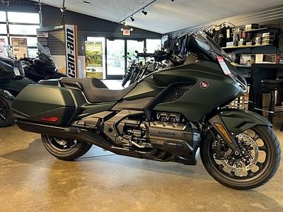 BOATZON | Honda® Gold Wing Automatic DCT 2024