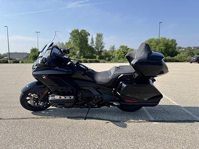 BOATZON | Honda® Gold Wing Tour Automatic DCT 2023