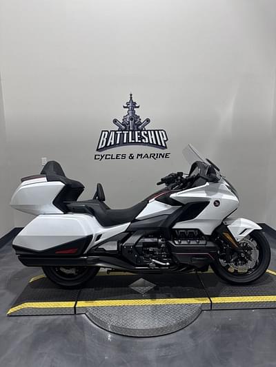 BOATZON | Honda® Gold Wing Tour Automatic DCT 2024