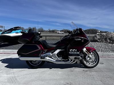 BOATZON | Honda® Gold Wing Tour Candy Ardent RedBlack 2020