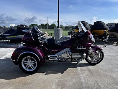 BOATZON | Honda® Goldwing TRIKE 2004