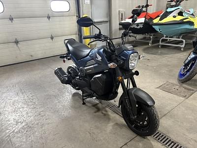BOATZON | Honda® Navi Blue Metallic 2025