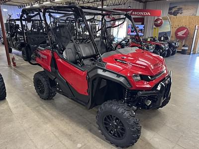 BOATZON | Honda® Pioneer 10005 Deluxe 2024