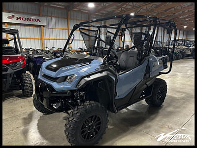 BOATZON | Honda® Pioneer 10005 Deluxe 2024