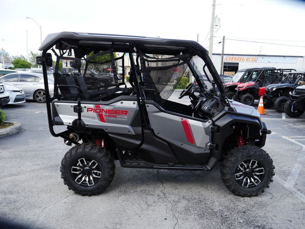 Honda® Pioneer 10005 Trail Special Edition 2025
