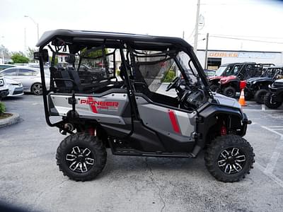 BOATZON | Honda® Pioneer 10005 Trail Special Edition 2025