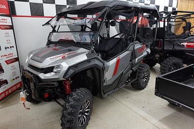 BOATZON | Honda® Pioneer 10005 Trail Special Edition 2025
