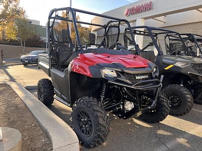 BOATZON | Honda® Pioneer 700 Deluxe 2025