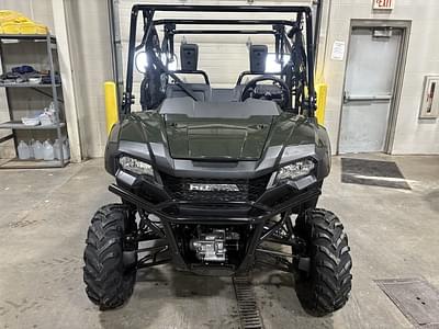 BOATZON | Honda® Pioneer 7004 Deluxe 2025
