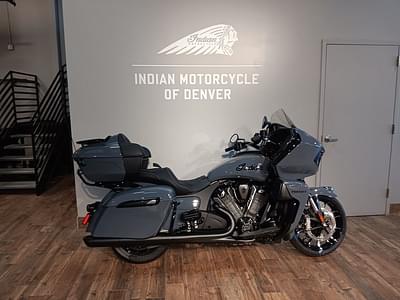 BOATZON | Indian Motorcycle® Pursuit Dark Horse Stealth Gray 2024