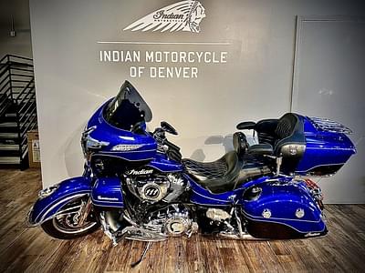 BOATZON | Indian Motorcycle® Roadmaster Elite ABS Cobalt Candy  Black Crystal w 23K Gold Trim 2018