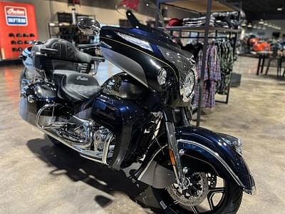 BOATZON | Indian Motorcycle® Roadmaster Elite Springfield Blue Candy 2025