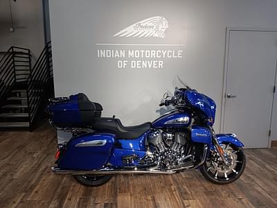 BOATZON | Indian Motorcycle® Roadmaster Limited Spirit Blue Metallic 2024