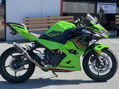 BOATZON | Kawasaki Ninja 400 Lime GreenEbony 2023 BOATZON | Kawasaki Ninja 400 Lime GreenEbony 2023