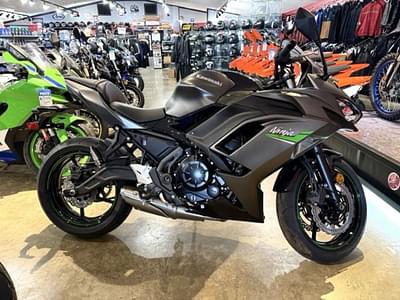 BOATZON | Kawasaki Ninja 650 Metallic Matte Graphenesteel GrayEbony 2024