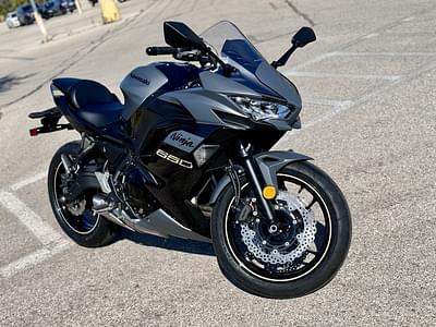 BOATZON | Kawasaki Ninja 650 Metallic Matte Graphenesteel GrayEbony 2024