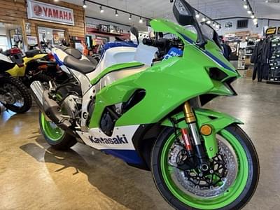 BOATZON | Kawasaki Ninja ZX10R 40th Anniversary Edition ABS 2024