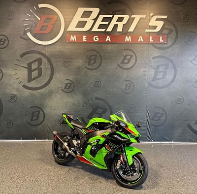 BOATZON | Kawasaki Ninja ZX10R KRT Edition 2023