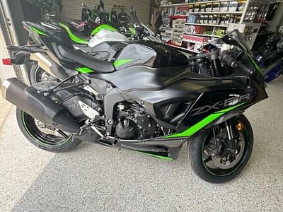 BOATZON | Kawasaki Ninja ZX6R 2025