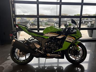 BOATZON | Kawasaki Ninja ZX6R KRT Edition 2025