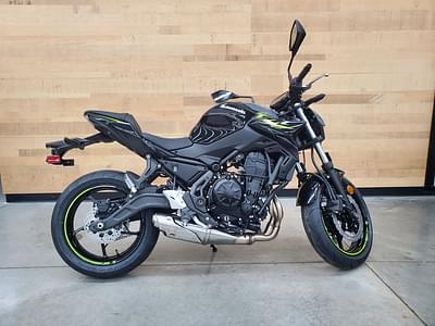BOATZON | Kawasaki Z650 2024