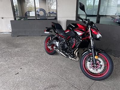 BOATZON | Kawasaki Z650 ABS 2024