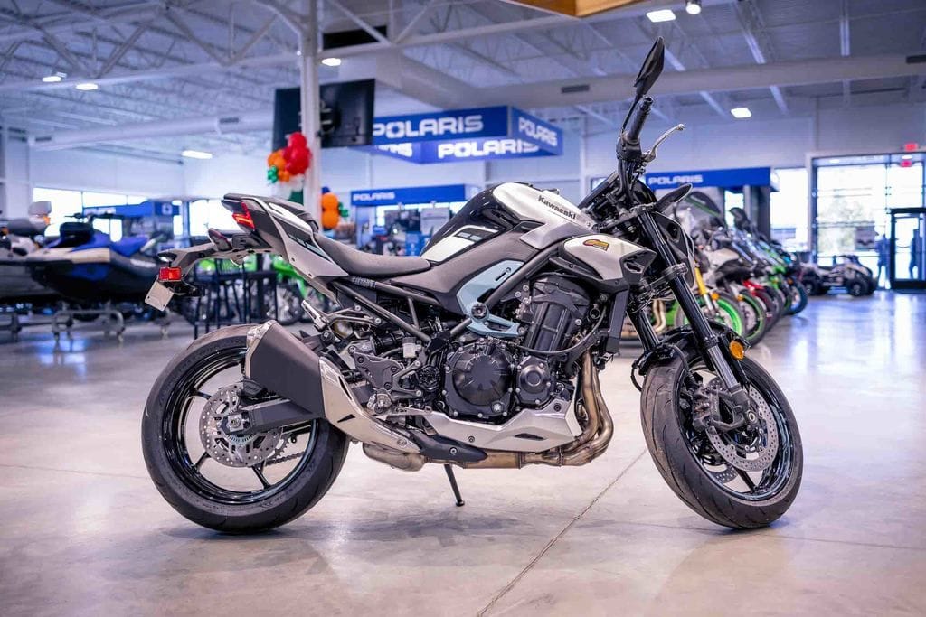 New Kawasaki Z900 ABS Galaxy SilverMetallic Spark Black 2025 for