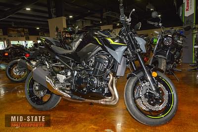 BOATZON | Kawasaki Z900 ABS Metallic Spark BlackMetallic Matte Dark Gray 2024