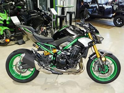 BOATZON | Kawasaki Z900 SE ABS 2025