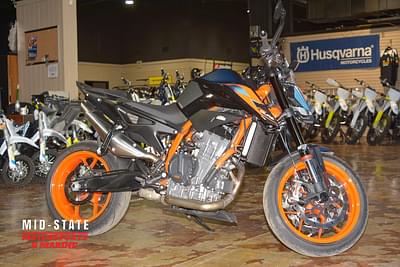 BOATZON | KTM 890 Duke R 2023